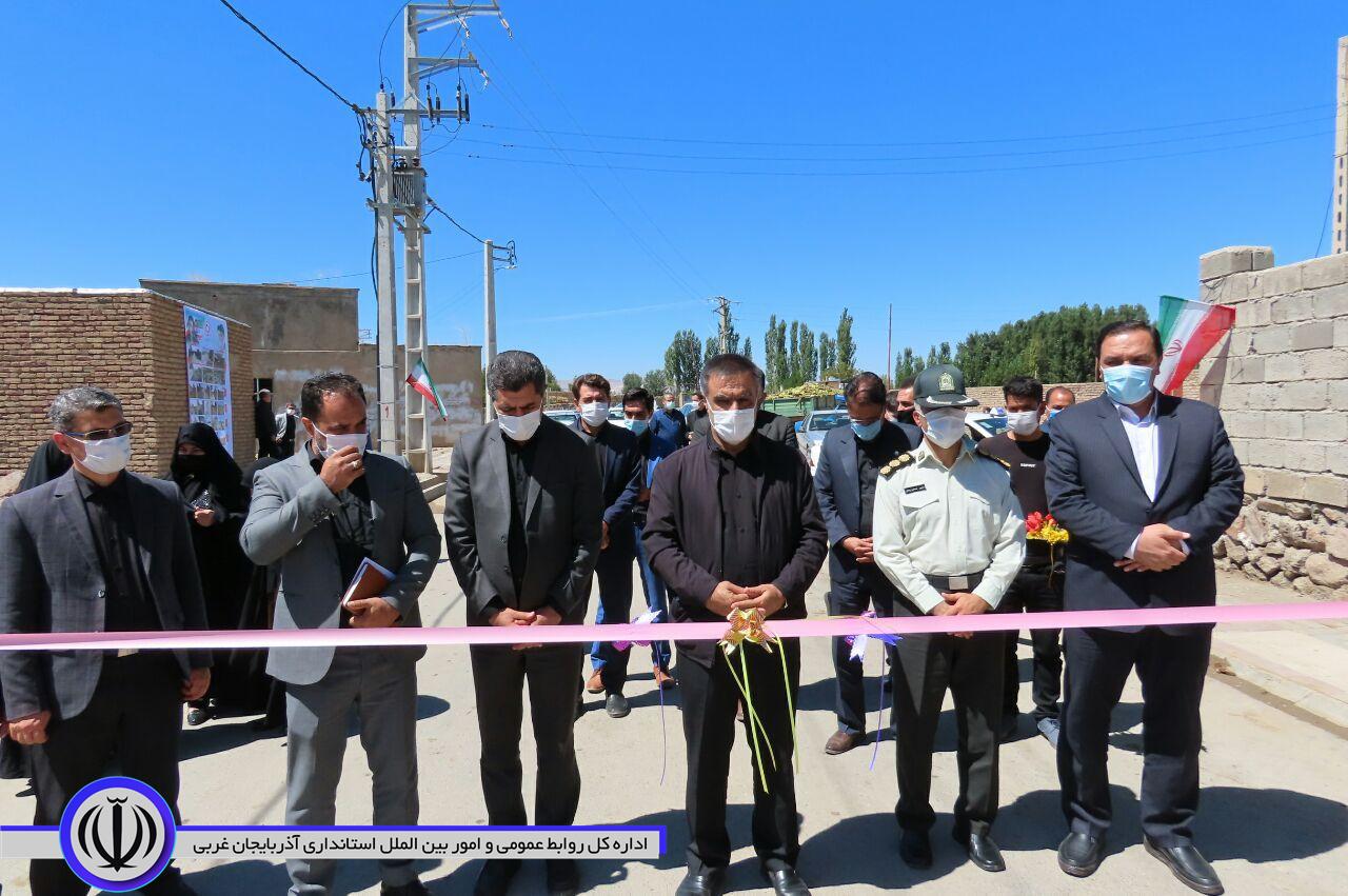 آئین افتتاح طرح هادی روستای زنگلان علیاء درشهرستان چایپاره برگزار شد.