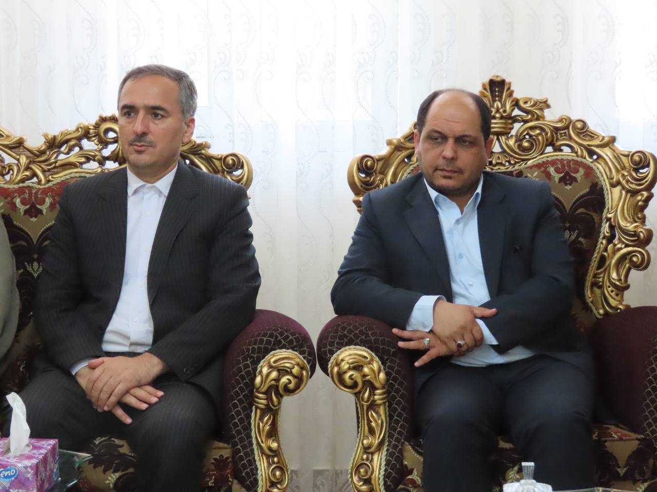 تجلیل فرماندار از دختر شهید سرافراز ماکویی حصار