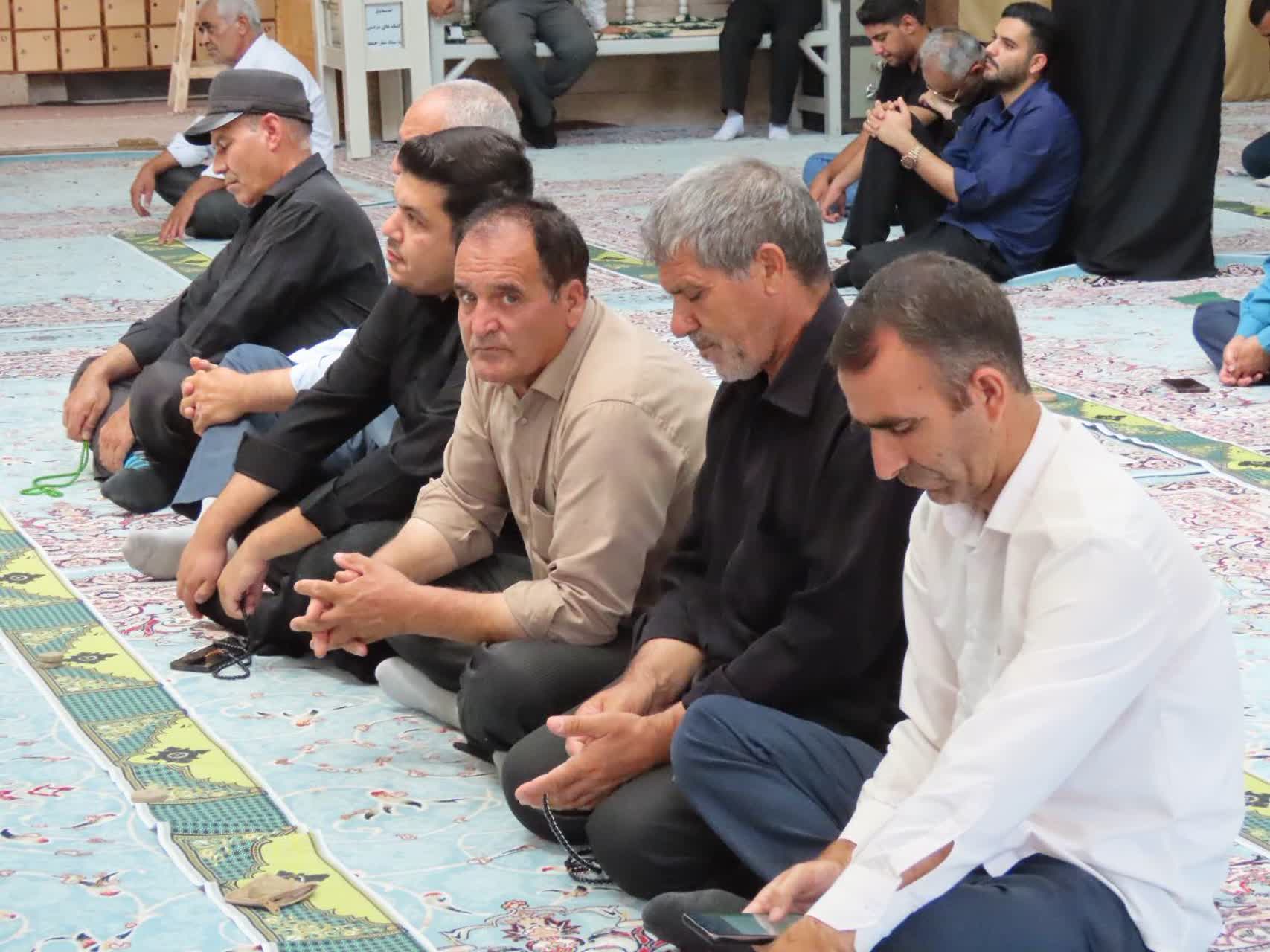 سخنرانی رضا اقلیمیان فرماندار شهرستان چایپاره پیش از خطبه های نماز جمعه