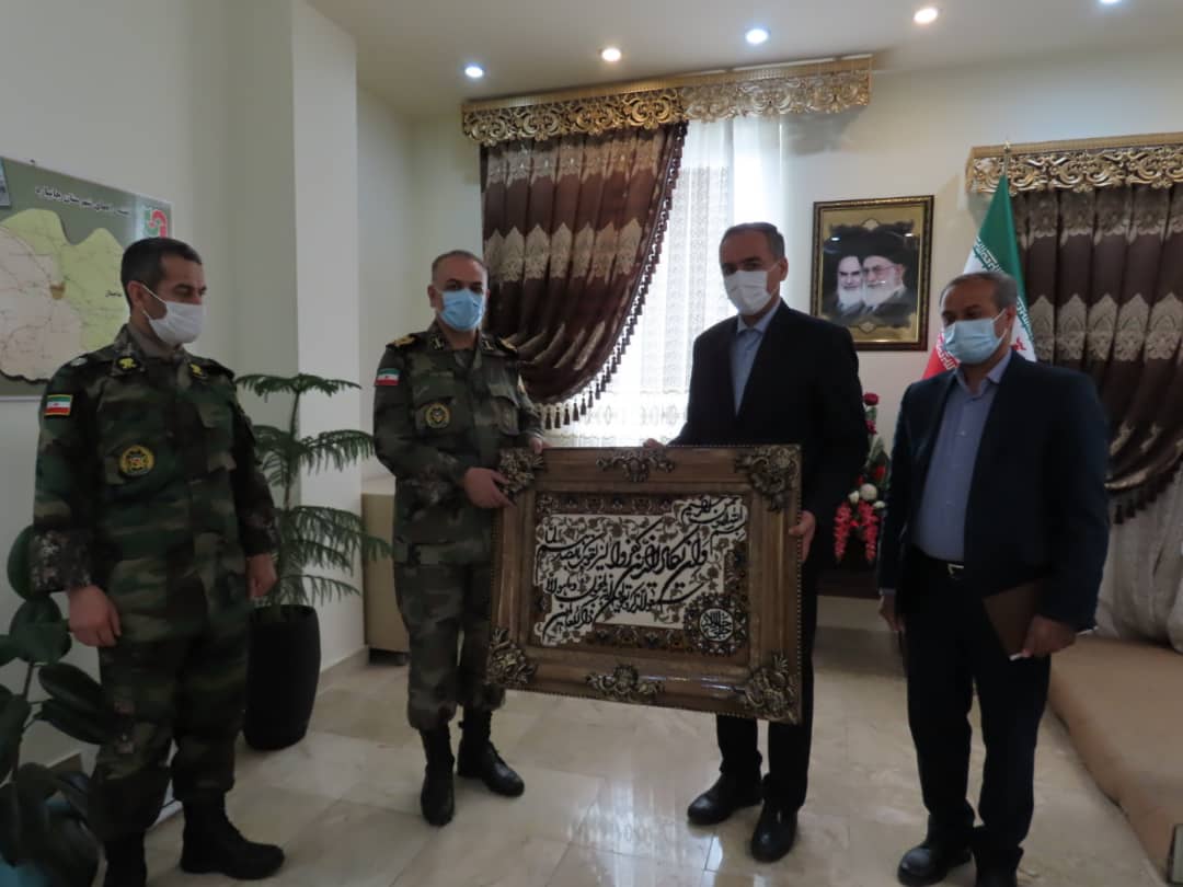 دیدار فرماندار شهرستان با امیر سرتیپ دوم رضا قلی پور فرمانده گروه 433 مهندسی رزمی نیروی زمینی ارتش جمهوری اسلامی ایران
