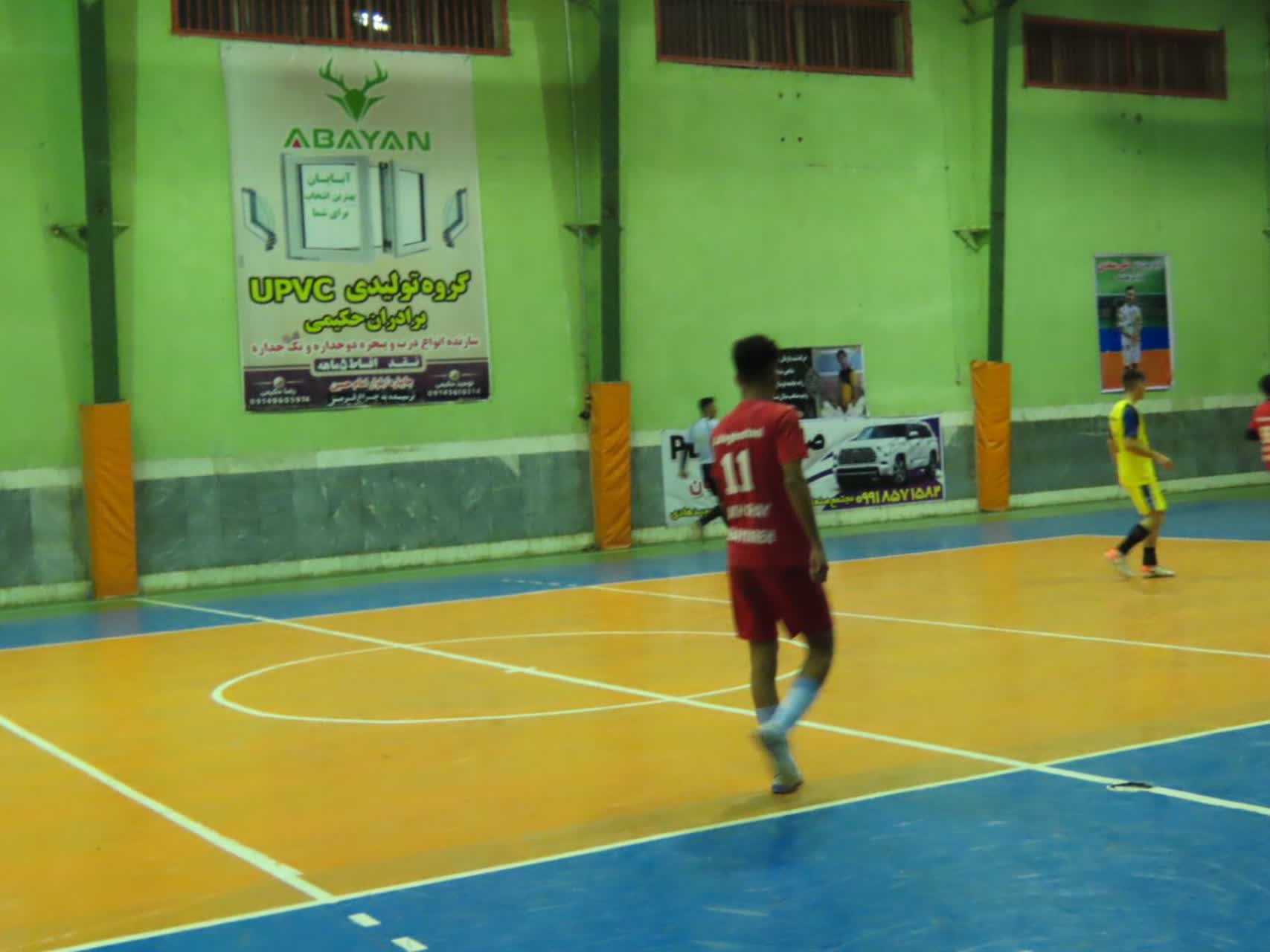 مسابقه نهایی فوتسال جام فجر برگزار شد