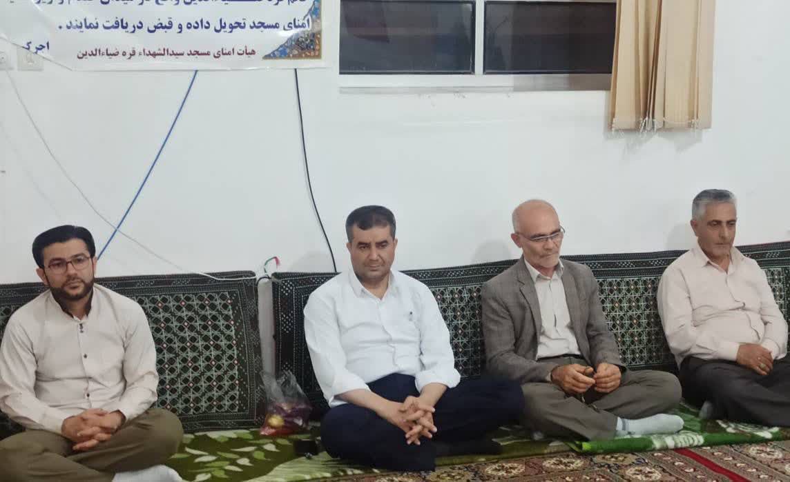 جشن میلاد خجسته امام رضا (ع) با حضور فرماندار در جمع نمازگزاران مسجد حضرت سیدالشهداء قره ضیاءالدین