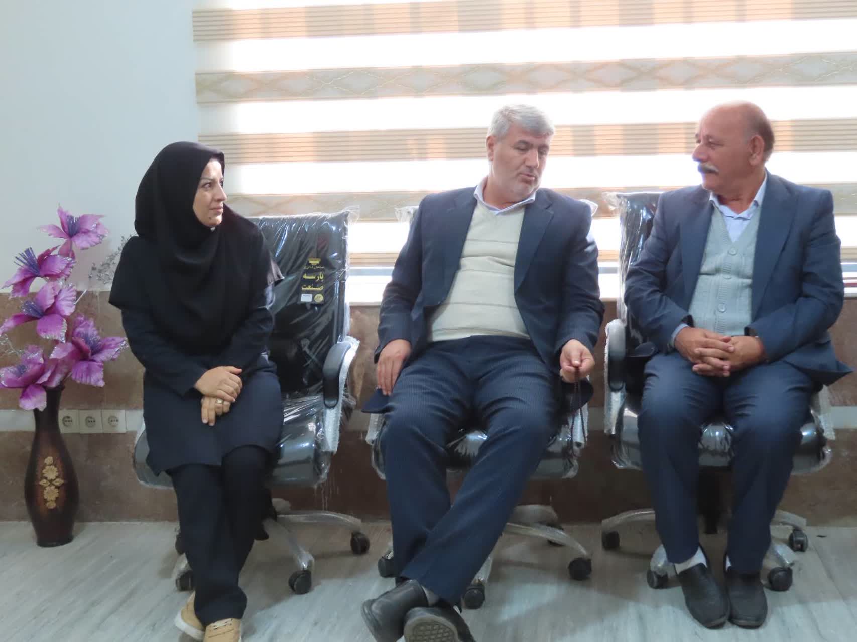 بازدید سرزده رضا اقلیمیان فرماندار چایپاره از اداره تعاون روستایی