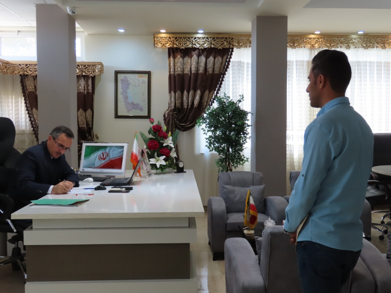 ملاقات مردمی فرماندار شهرستان چایپاره برگزار شد