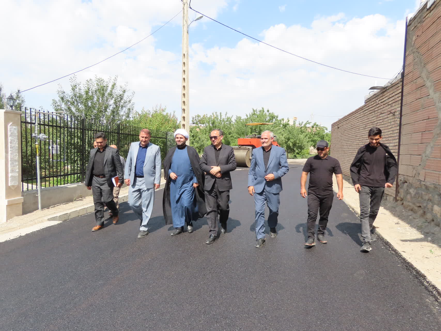 طرح عمرانی بهسازی و آسفالت معابر روستای مارقشه آماده افتتاح شد