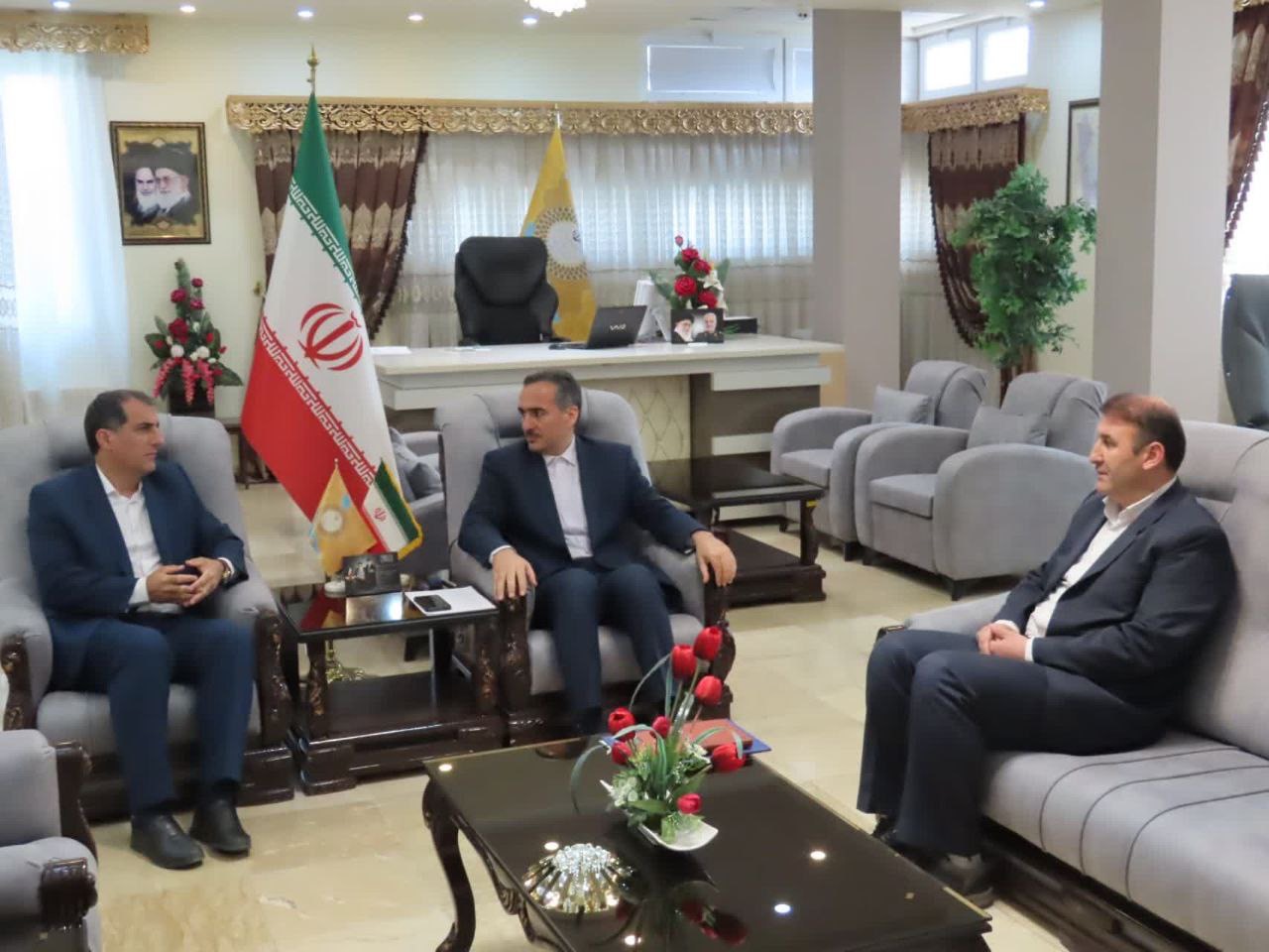 دیدار مدیر کل بنیاد مسکن استان آذربایجان غربی با فرماندار شهرستان چایپاره