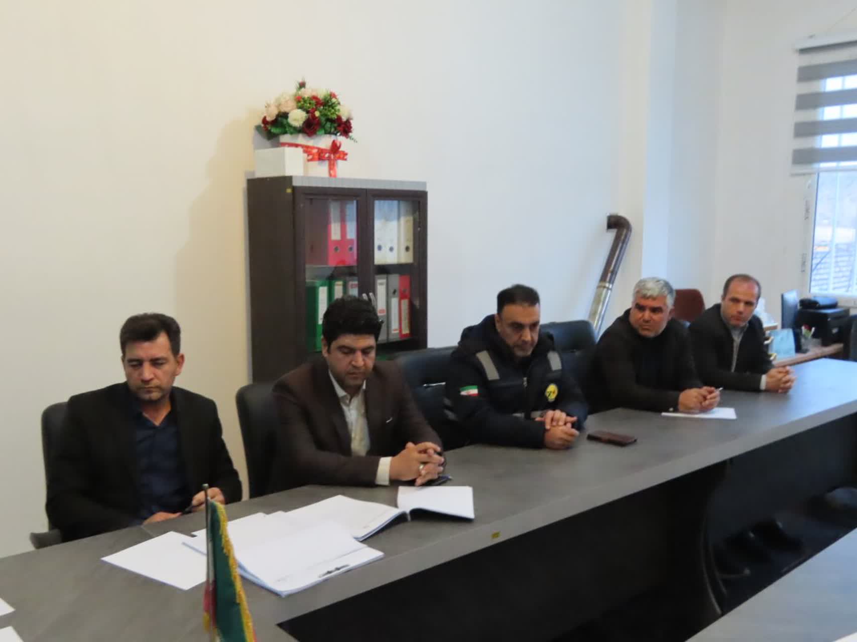 برگزاری جلسه بررسی مسائل و مشکلات شهر حاجیلار