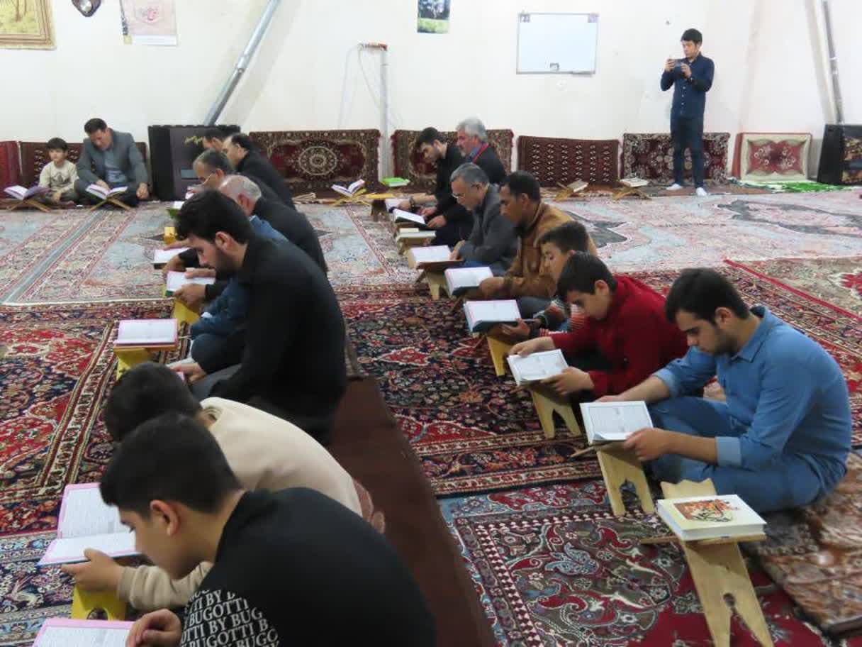 برگزاری مراسم شبی با قرآن و عزاداری مولای متقیان حضرت علی(ع)