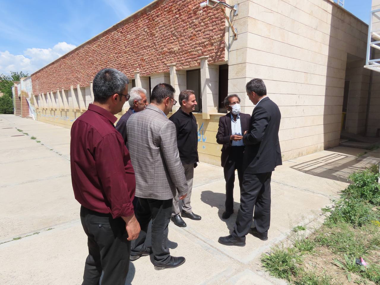 بازدید فرماندار شهرستان به صورت سرزده از مرکز دیالیز بیمارستان امام خمینی(ره)