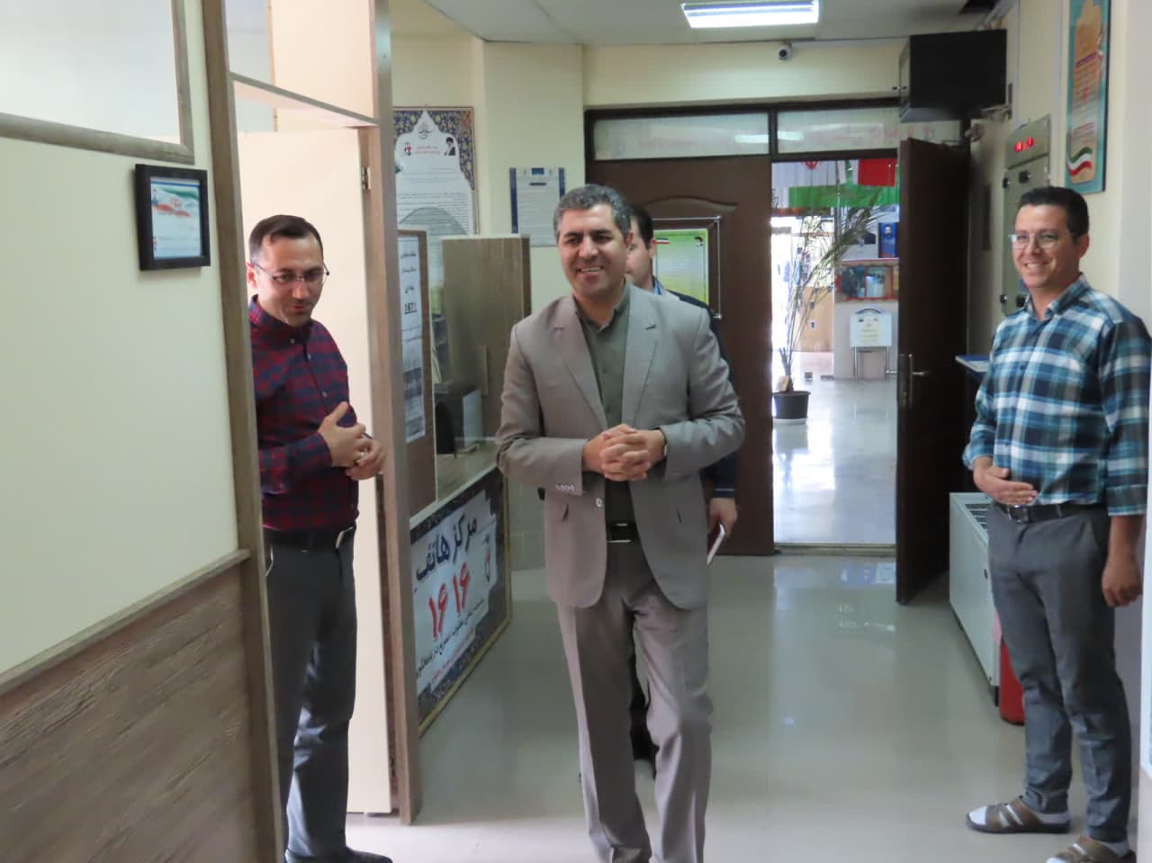 بازدید سرزده معاون فرماندار شهرستان چایپاره از بنیاد شهید و امور ایثارگران