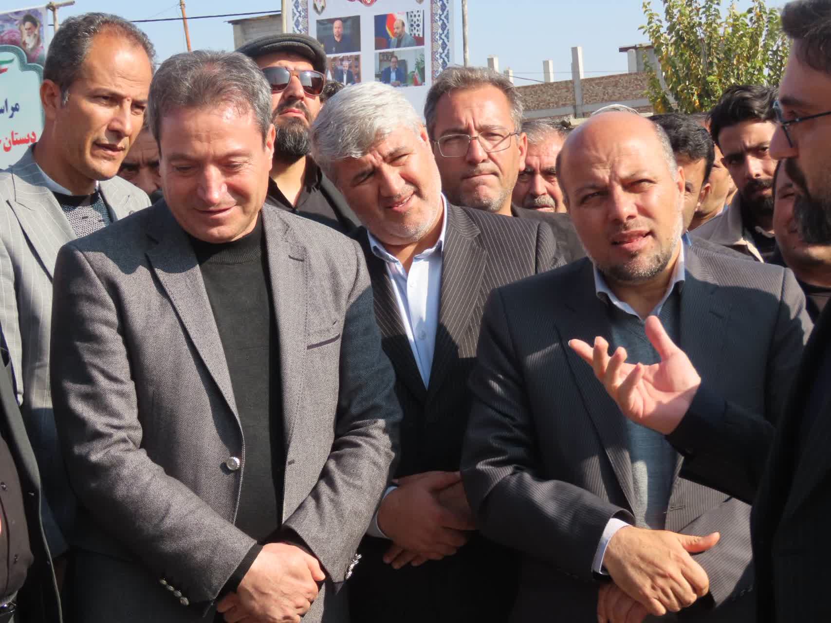 برگزاری مراسم کلنگ زنی دبستان 12 کلاسه خیرساز شهید رستاد