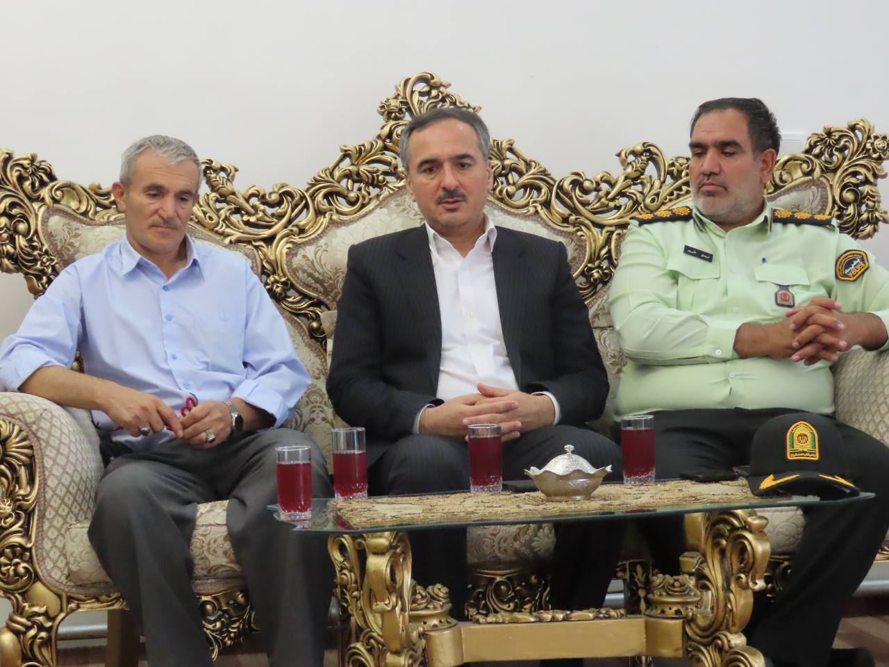 دیدار فرماندار چایپاره با آزادگان سرافراز