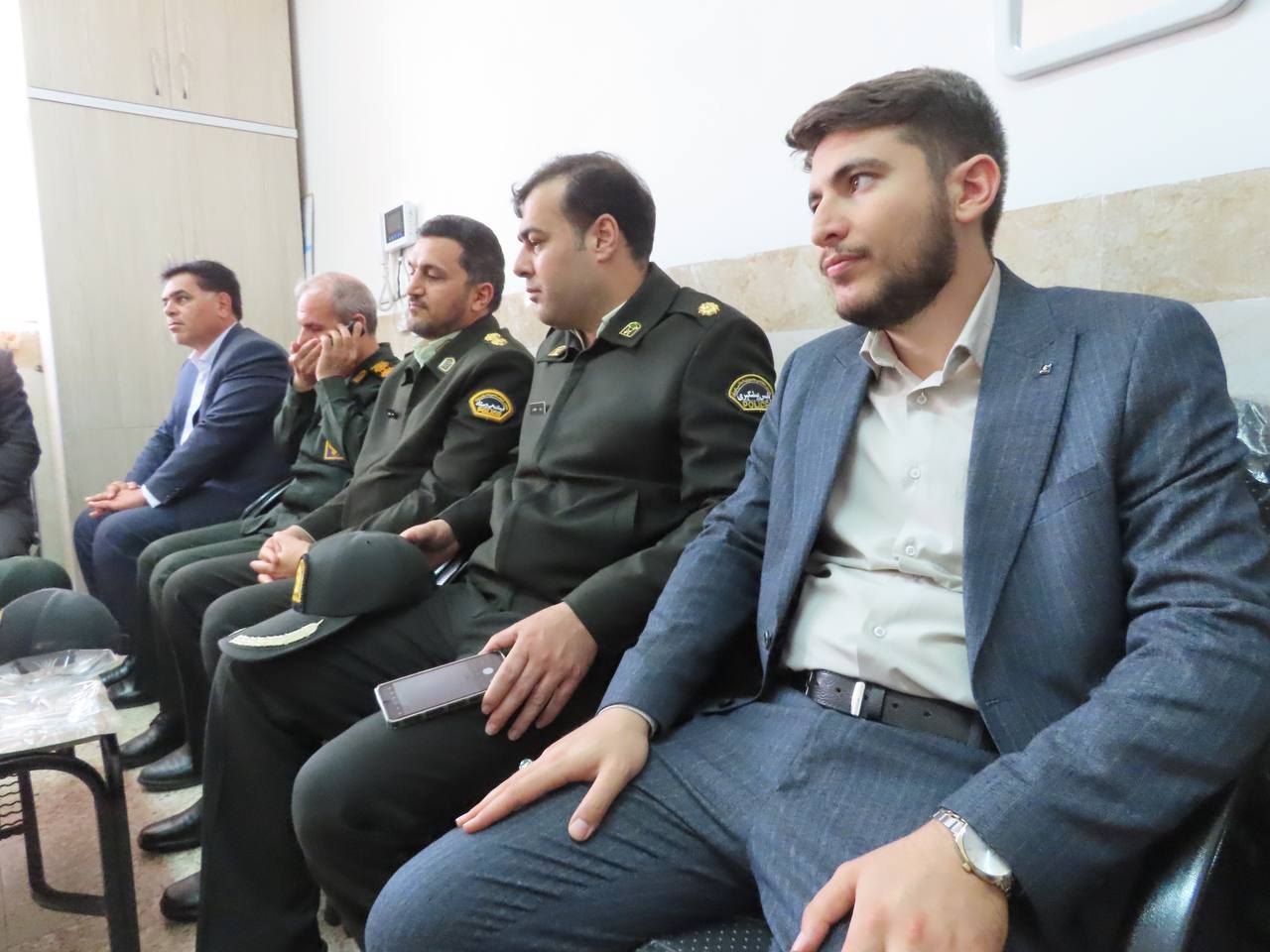 تبریک روز معلم به کادر آموزشی و پرورشی دبستان دخترانه خیرساز حاج اکبر قاسم زاده بیگجوان