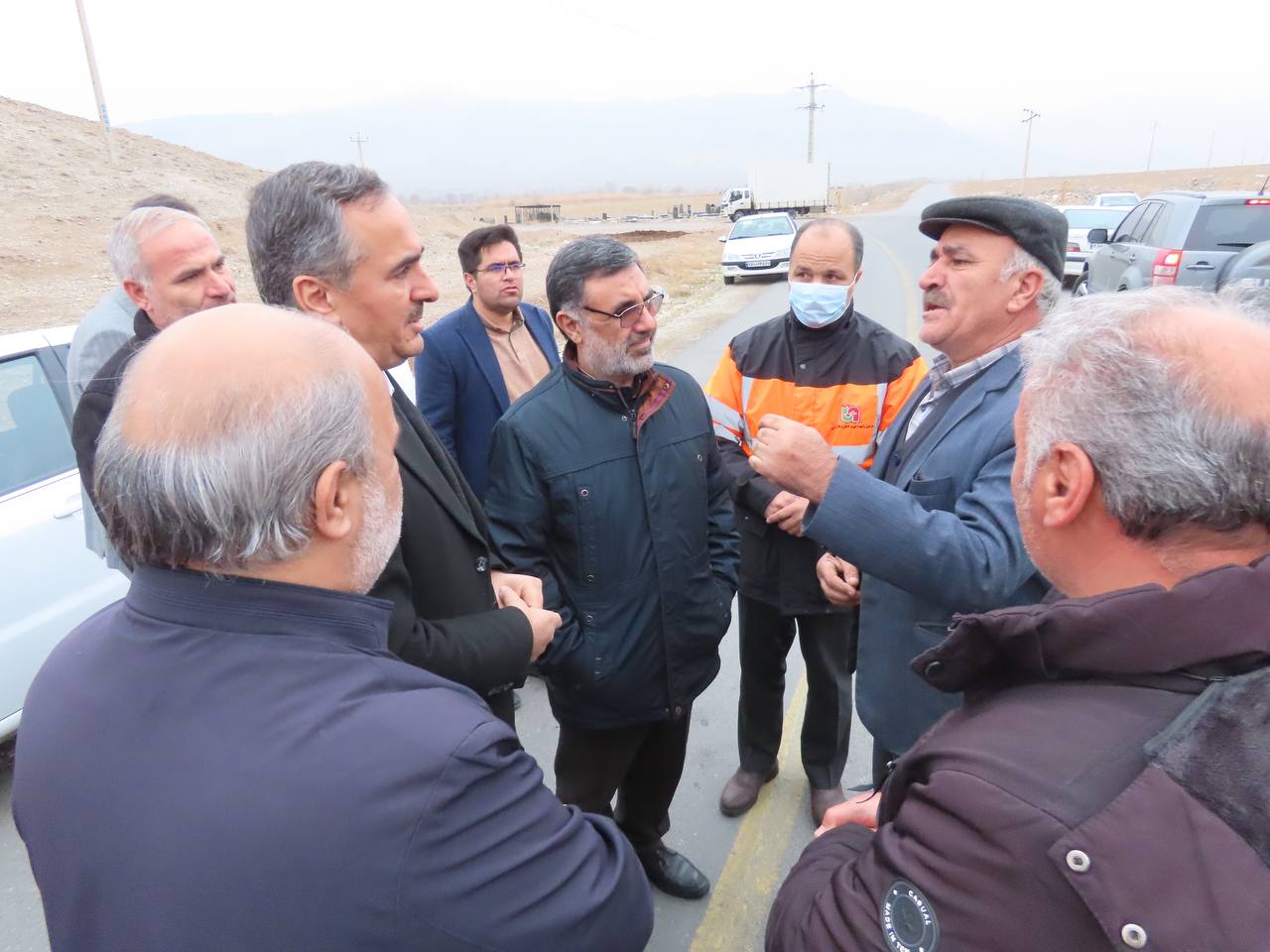 بازدید معاون سیاسی و اجتماعی استاندار آذربایجان غربی از پروژه راه روستایی طاهر آباد