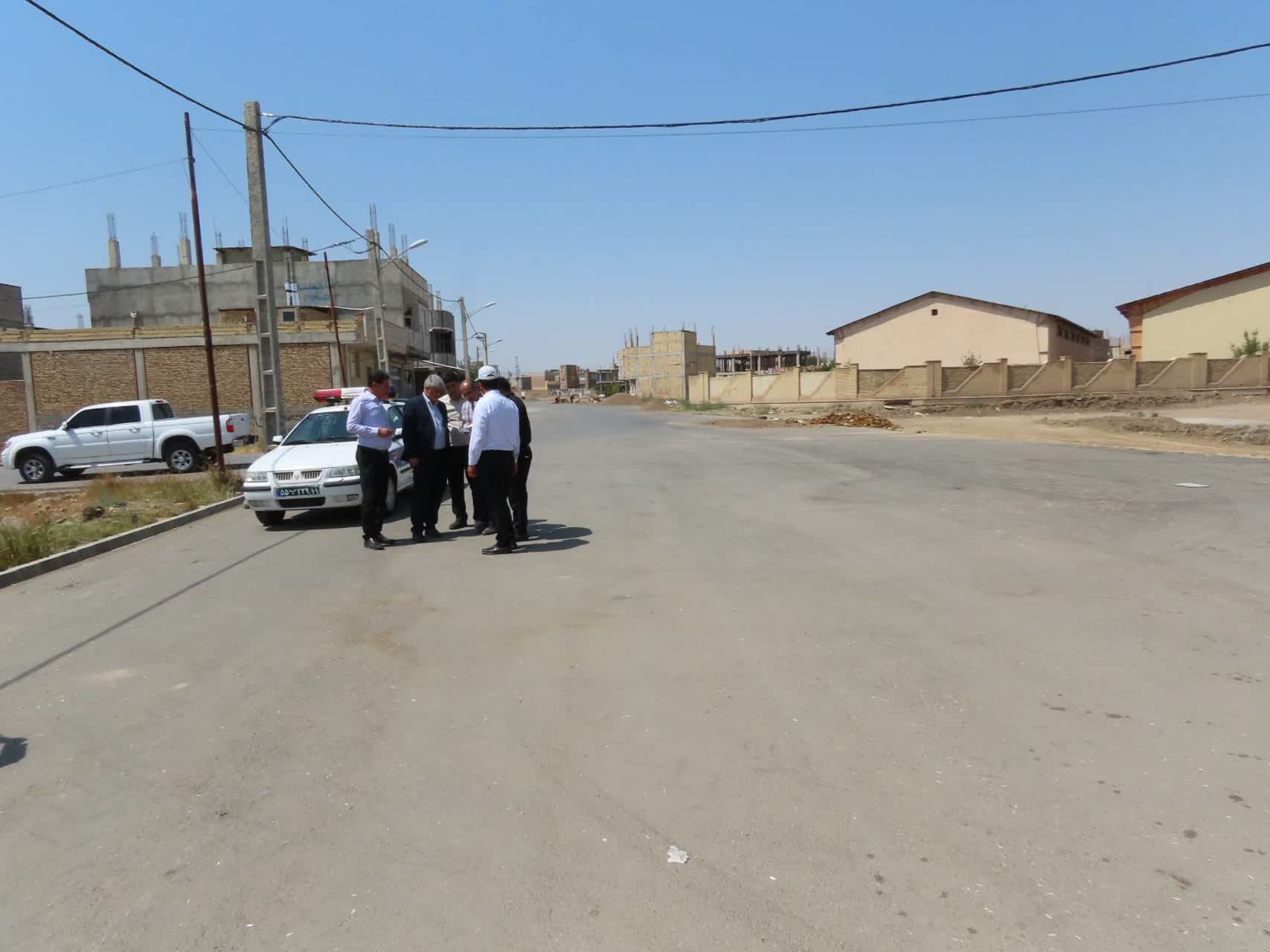 بازدید فرماندار از پروژه بازگشایی مسیر کمربندی