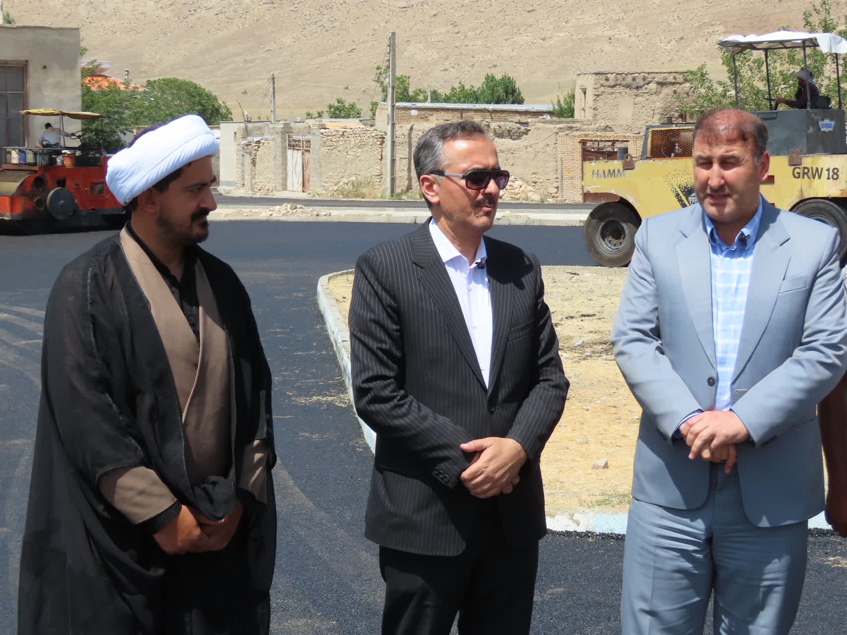 طرح عمرانی بهسازی و آسفالت معابر روستای قره کهریز آماده افتتاح شد