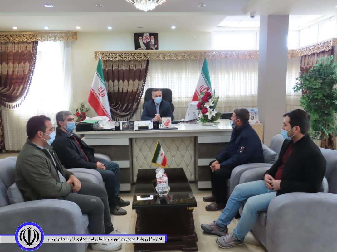 طبق روال هر هفته ، ملاقات مردمی فرماندار شهرستان چایپاره برگزار شد.
