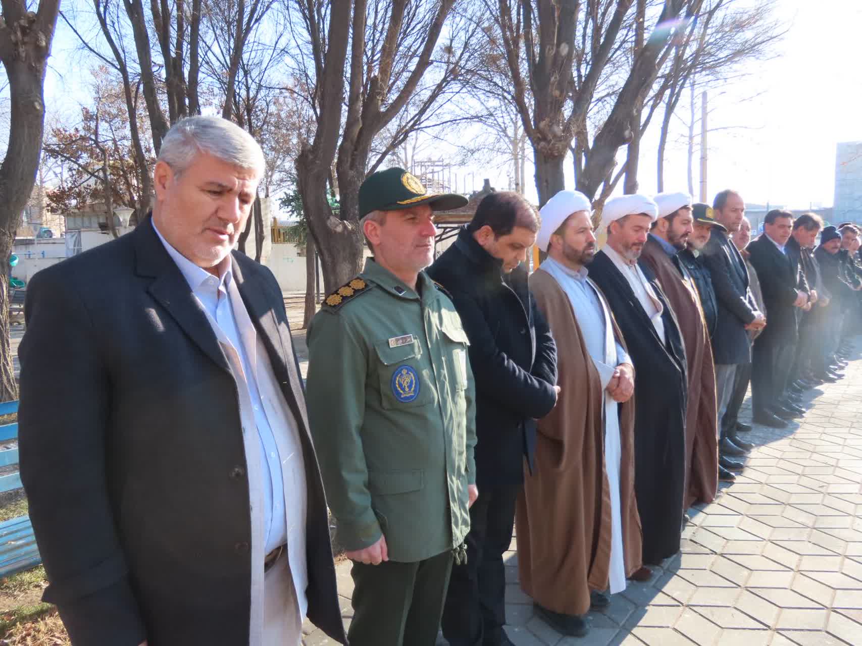 برگزاری آیین غبارروبی و عطرافشانی مزار مطهر شهدای گمنام شهرستان چایپاره