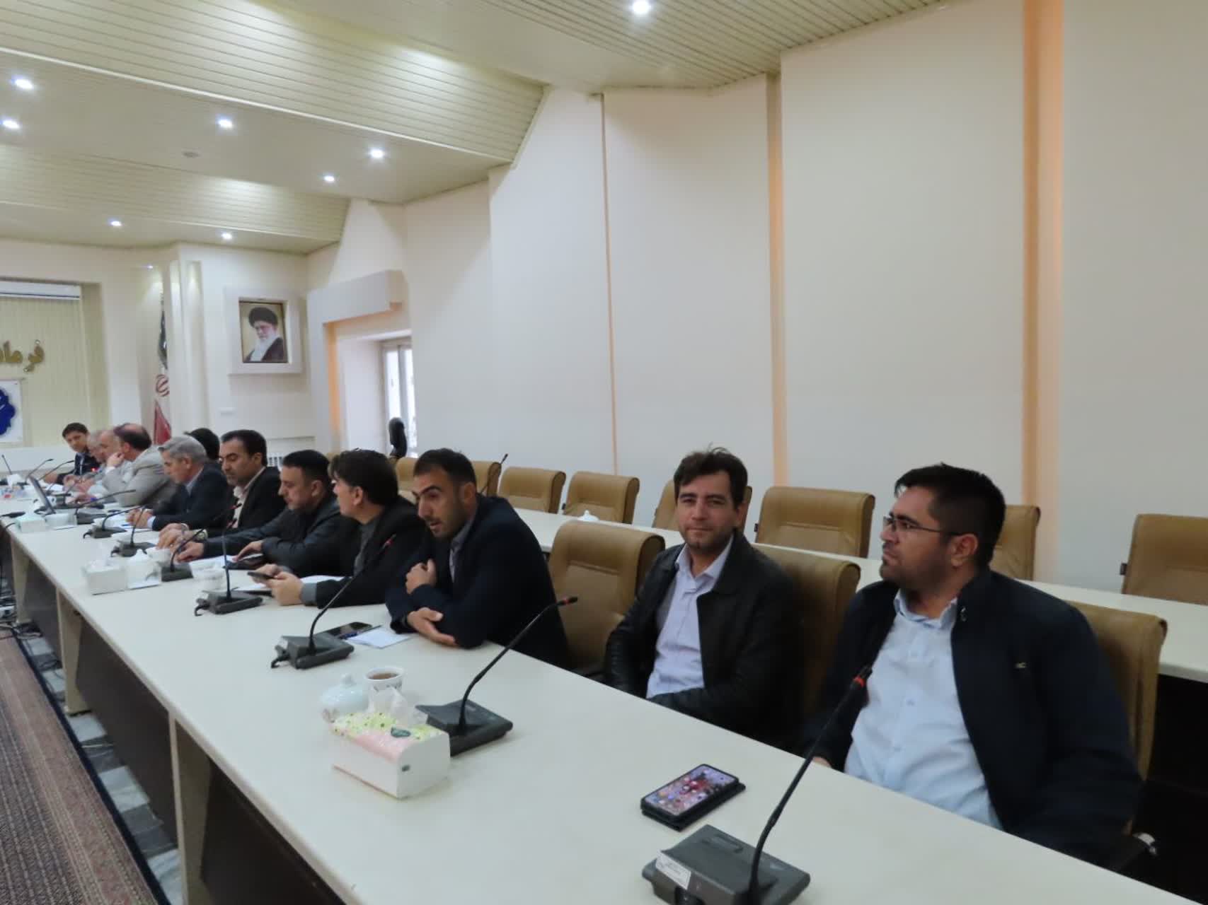 جلسه کارگروه ویژه پیشگیری و مقابله با ساخت و سازهای غیر مجاز شهرستان چایپاره