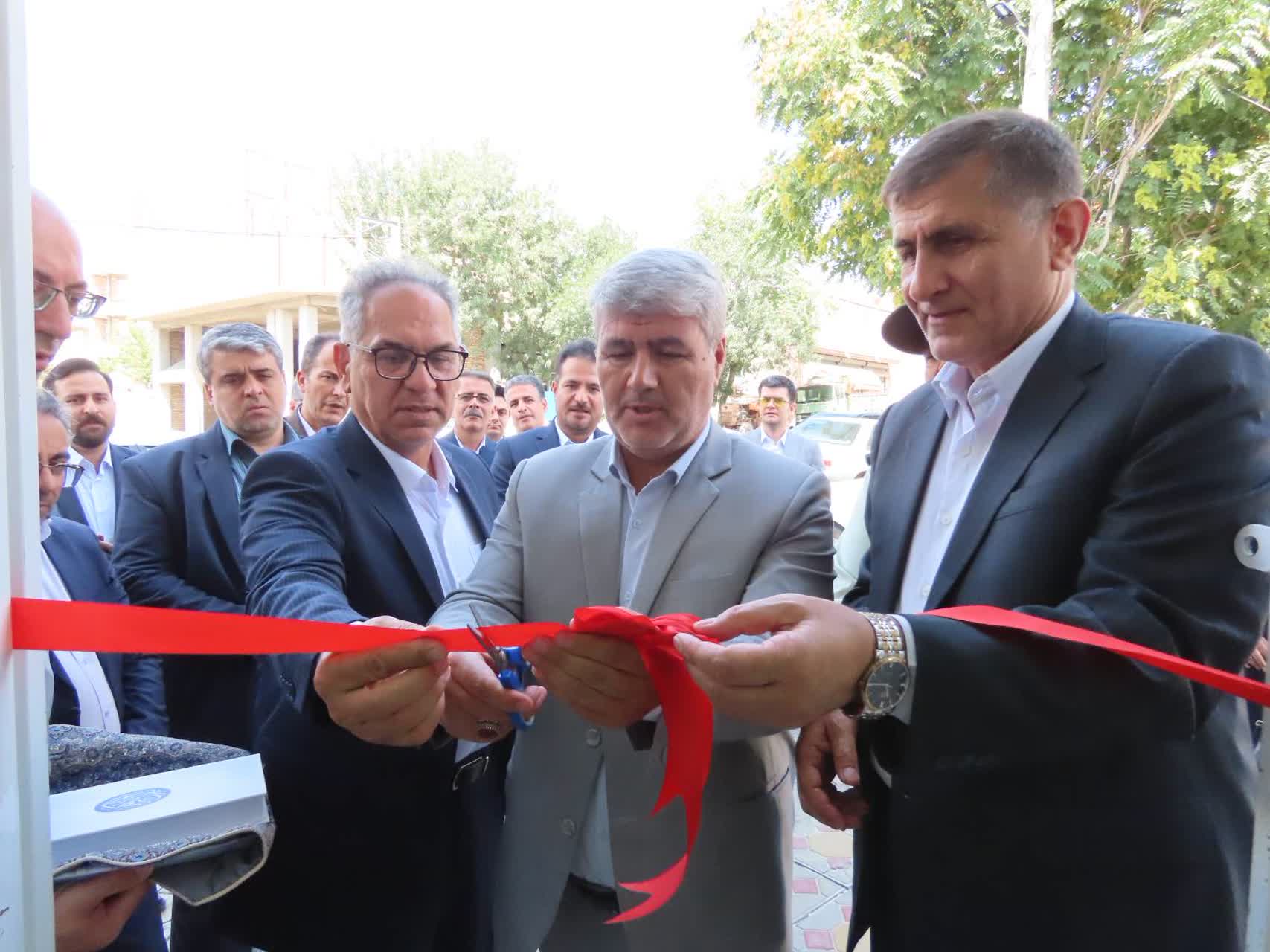 آیین افتتاح شعبه مرکزی پست بانک شهرستان چایپاره