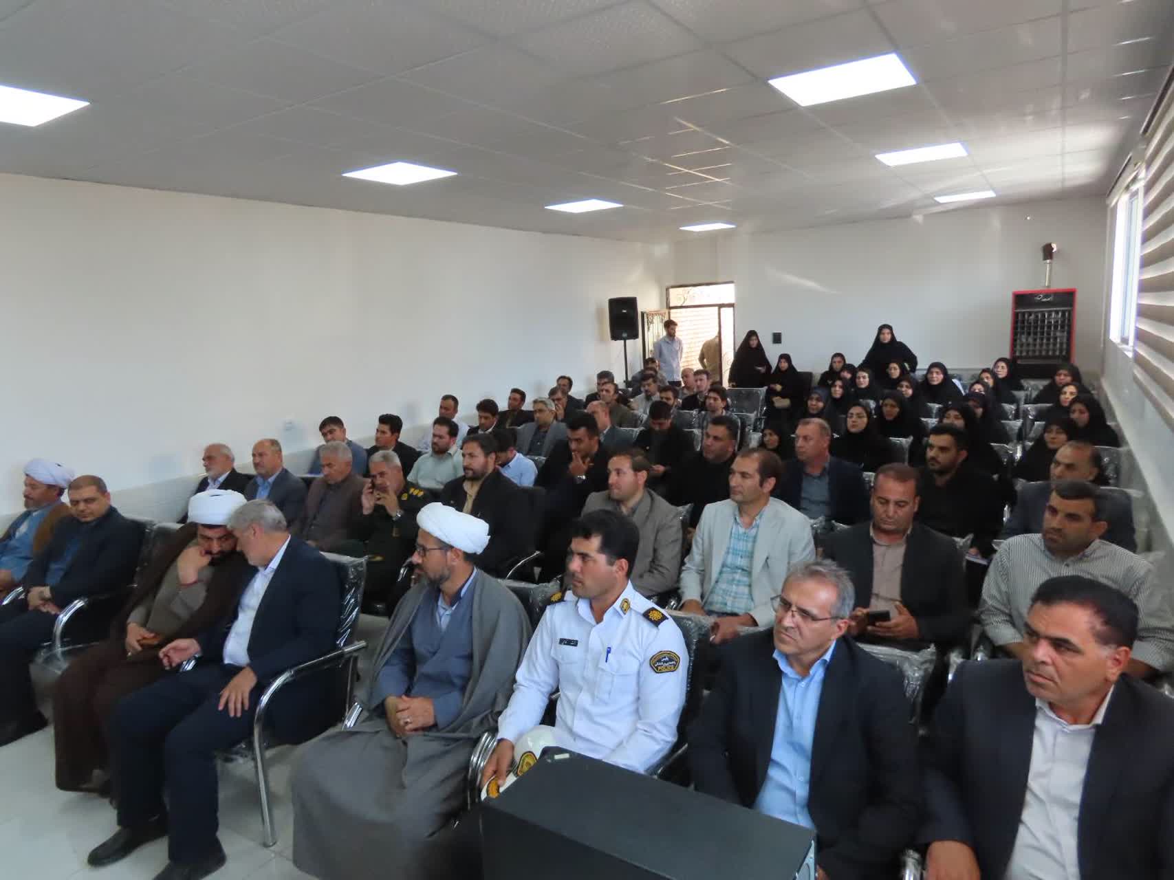 برگزاری همایش گردهمایی نخبگان شهرستان چایپاره