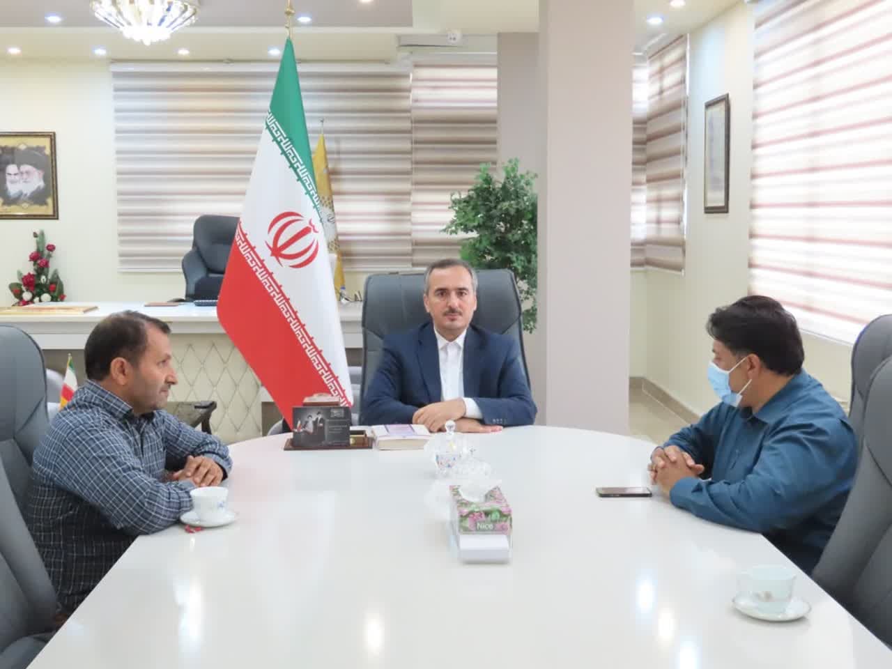 جلسه پیگیری مصوبات سفر ریاست محترم جمهور و مقام عالی استان در حوزه بهداشت و درمان شهرستان چایپاره