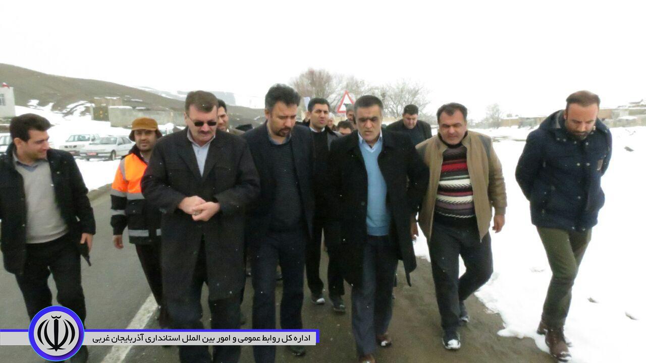 بازدید فرماندار ازروستای علی آباد بخش مرکزی شهرستان چایپاره