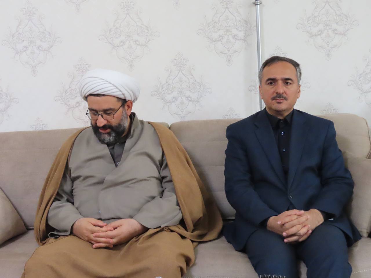دیدار و تجلیل «فرماندار و امام جمعه» شهرستان چایپاره از ولی نعمت موفق بهزیستی