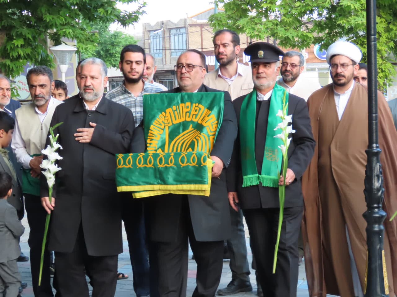 آیین استقبال از کاروان خادمین حامل پرچم حرم امام رضا (ع) در شهرستان چایپاره