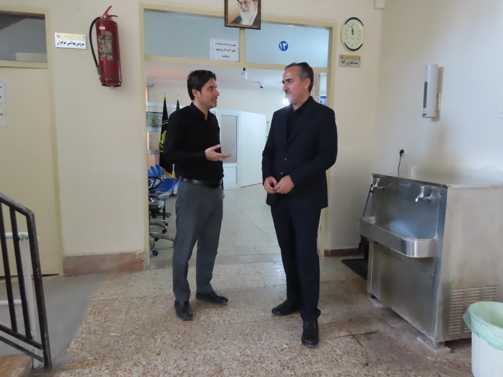 بازدید سرزده سعید شکورزاده فرماندار چایپاره از کمیته امداد امام خمینی(ره)