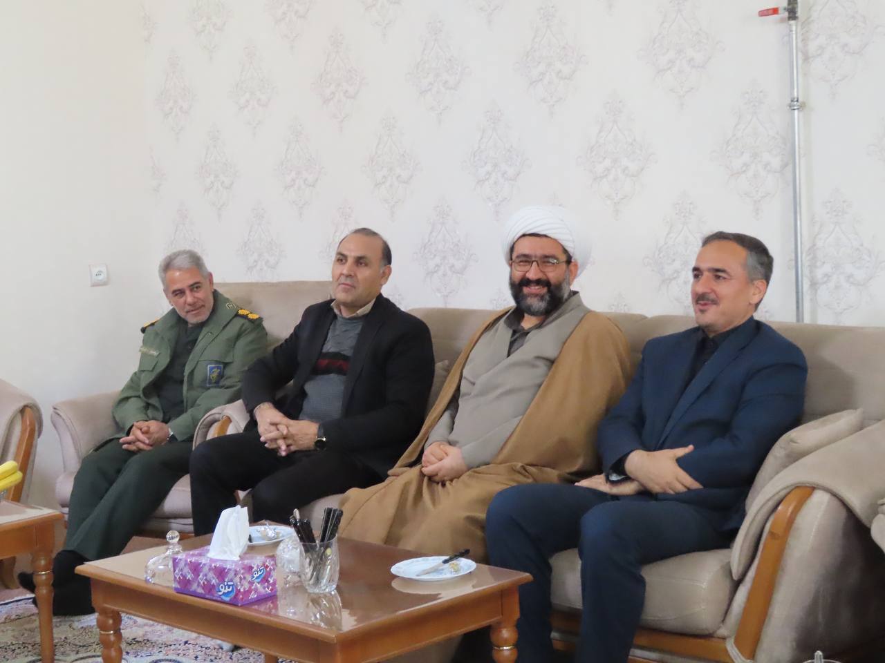 دیدار و تجلیل «فرماندار و امام جمعه» شهرستان چایپاره از ولی نعمت موفق بهزیستی