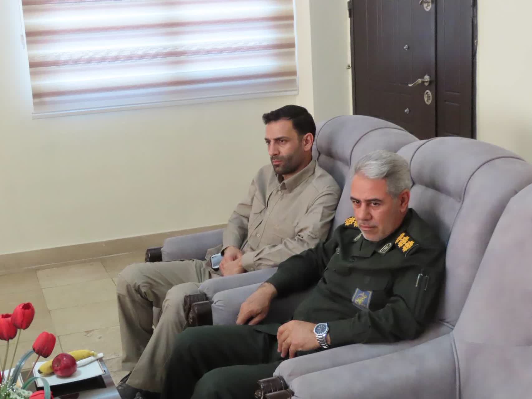 دیدار دبیر اشراف کلی سپاه شهدای استان آذربایجان غربی با فرماندار چایپاره