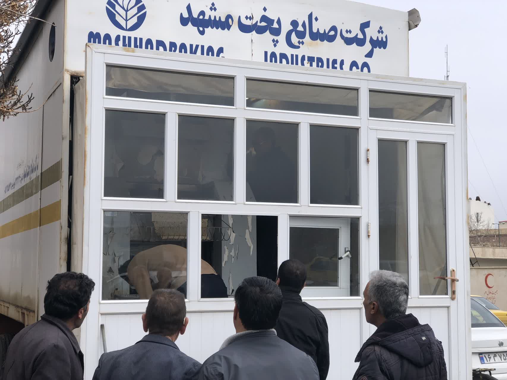 پخت و توزیع نان لواش در نیمه شعبان و آستانه پیروزی انقلاب اسلامی در شهرستان چایپاره