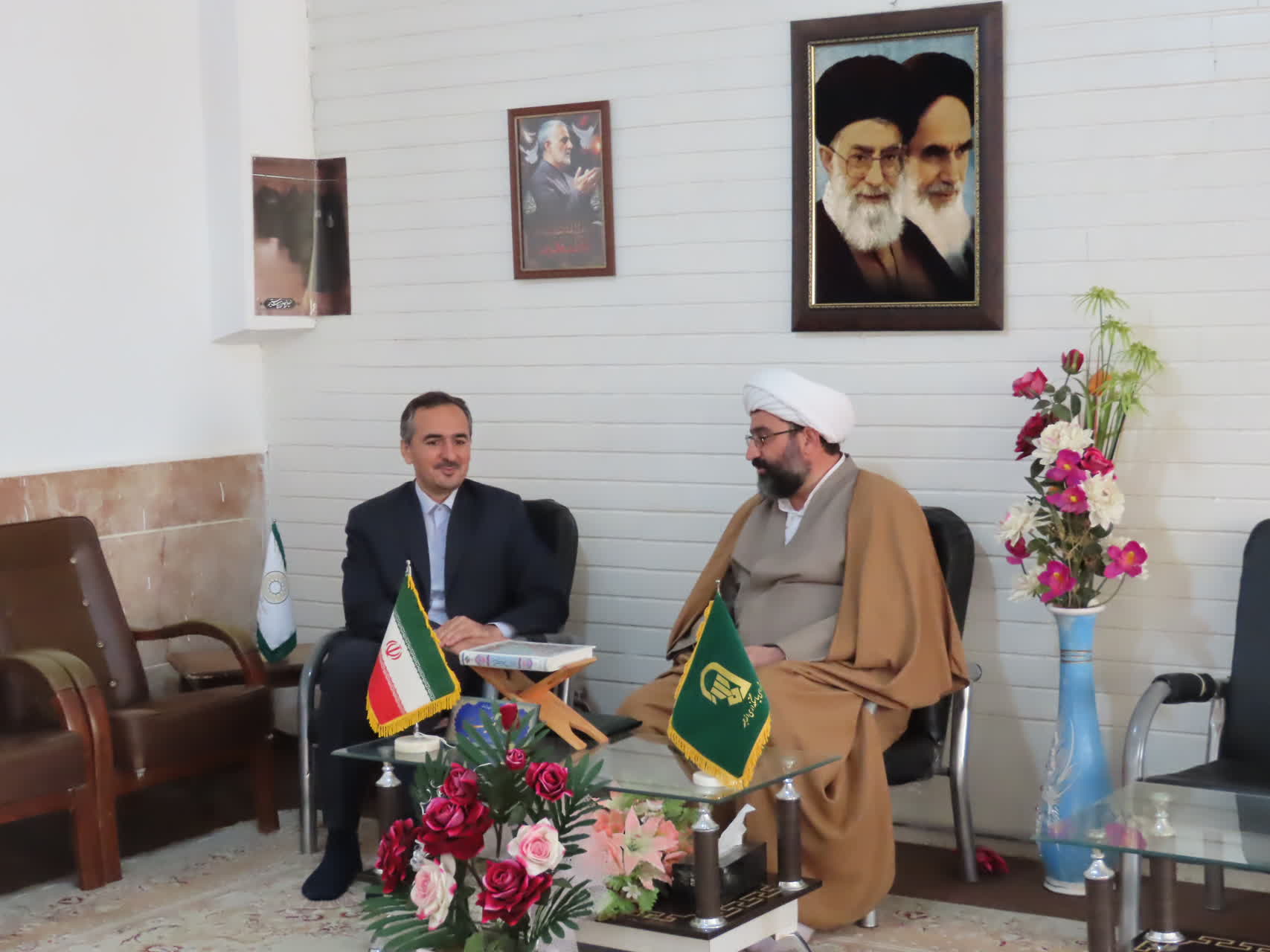 دیدار نوروزی فرماندار چایپاره با امام جمعه شهرستان