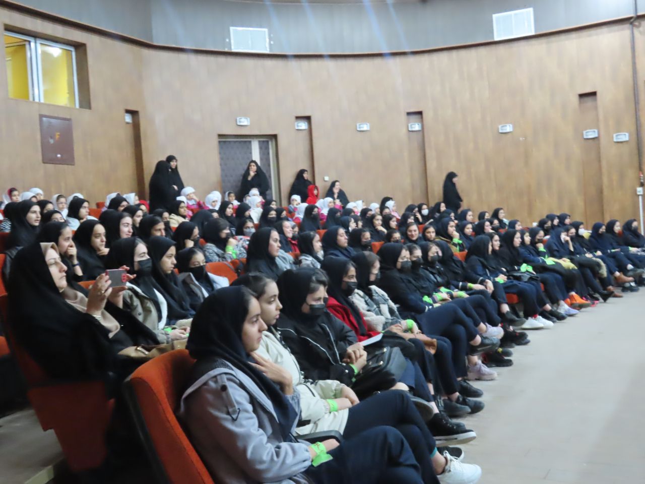 برگزاری مراسم محفل انس با قرآن
