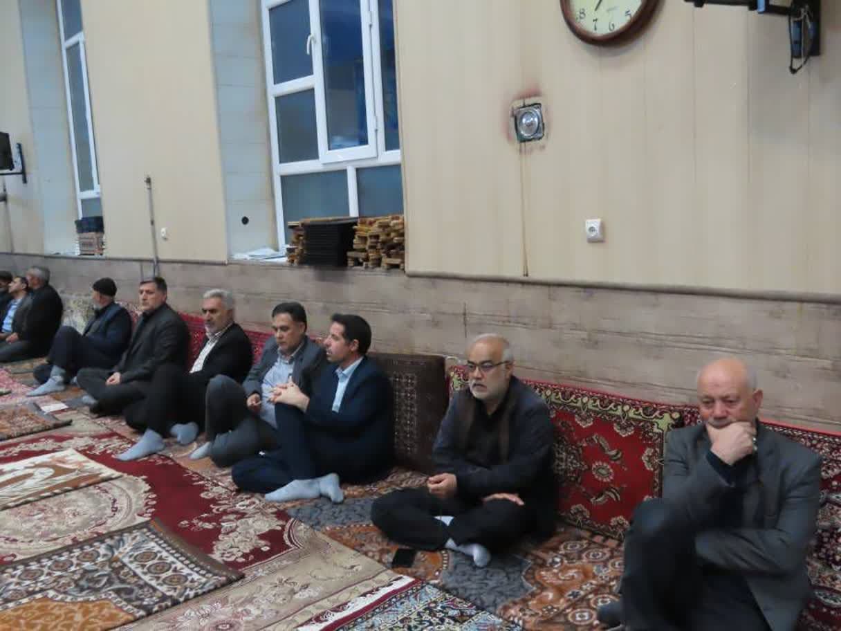 برگزاری مراسم نشان محبت ستاد بازسازی و توسعه عتبات عالیات شهرستان چایپاره