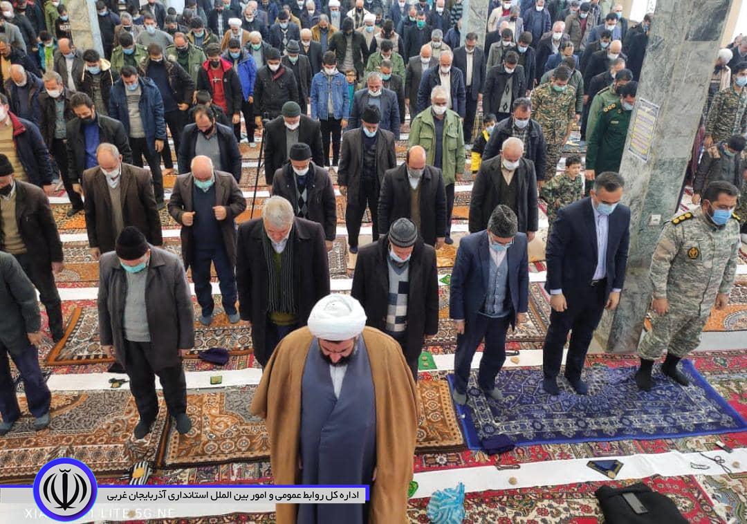 رژه موتوری و خودرویی یوم الله 22 بهمن ، همزمان با سراسر کشور با حضور مسولین و مردم پرشور، ولایت مدار و انقلابی شهرستان چایپاره