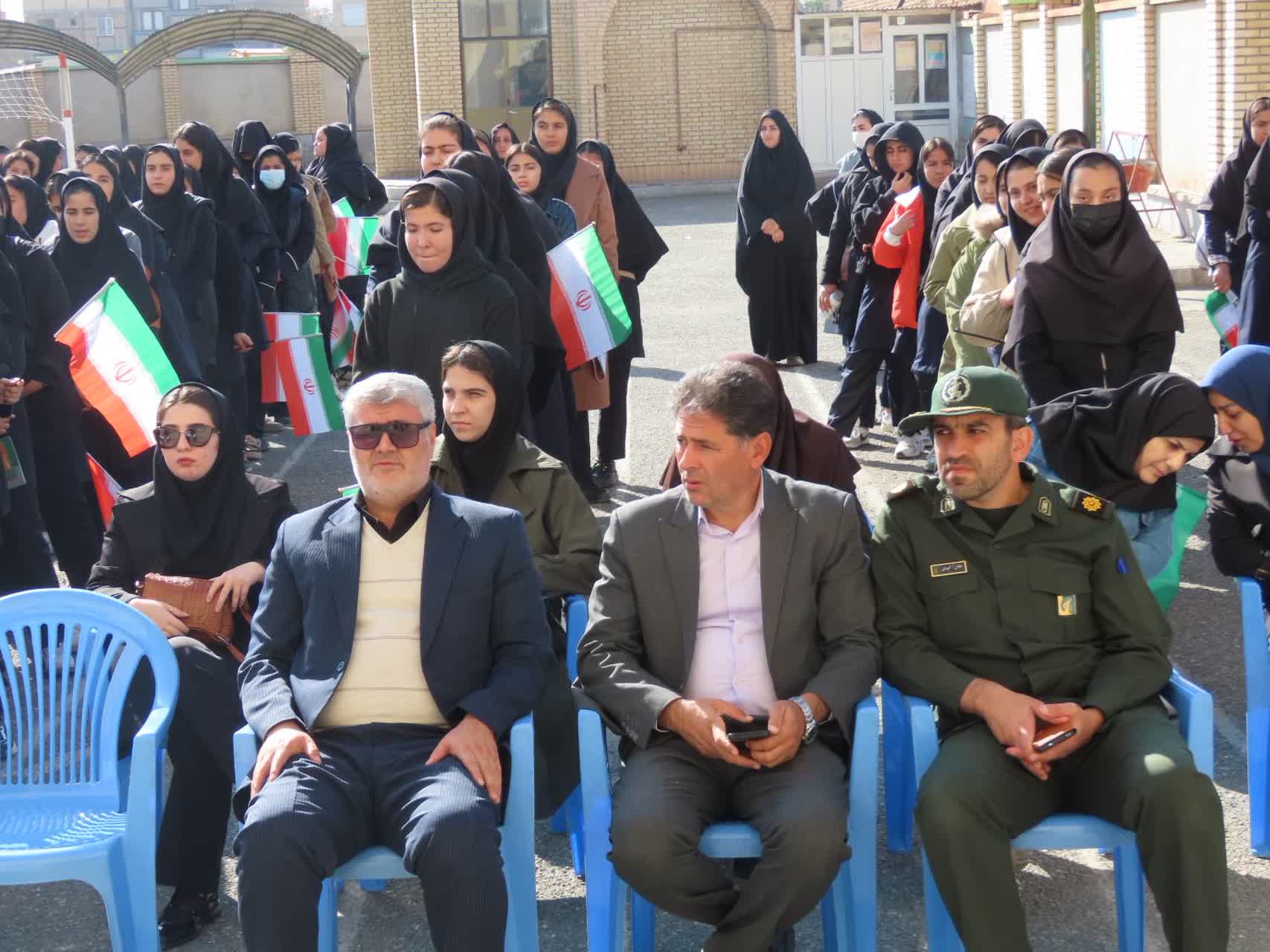 برگزاری انتخابات شورای دانش آموزی دبیرستان معرفت شهرستان چایپاره