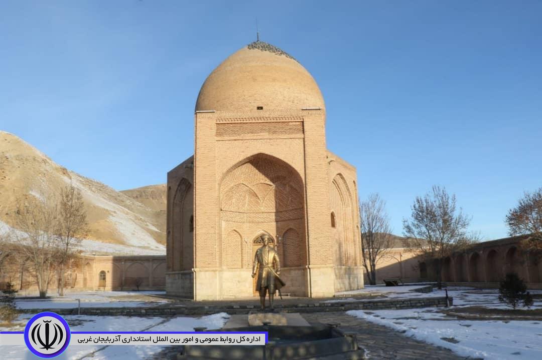 ادای احترام استاندار آذربایجان غربی به شهدای دشت چالدران