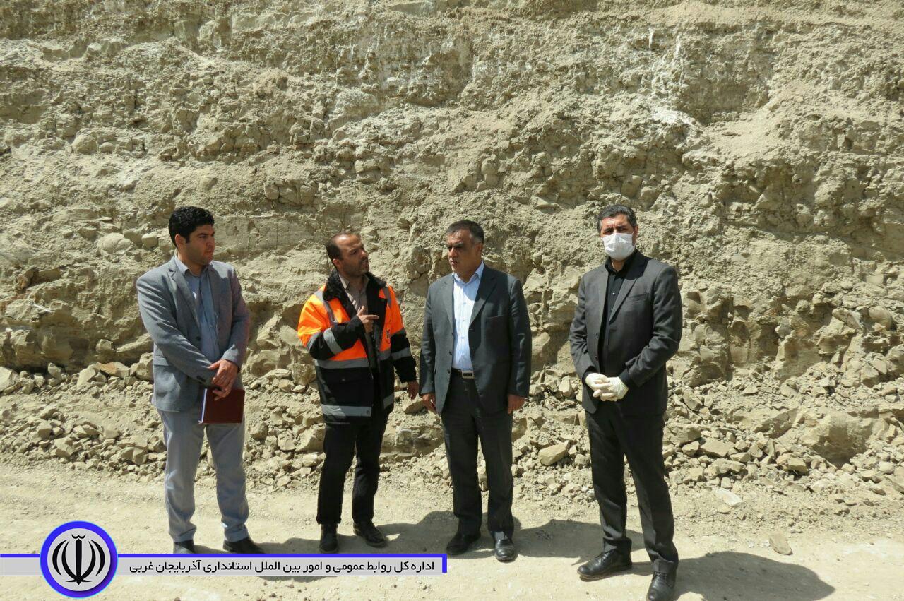 بازدید فرماندار از عملیات اجرایی رفع نقاط حادثه خیز در شهرستان چایپاره