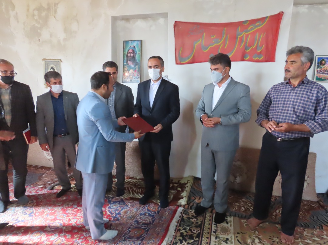 بازدید فرماندار و نماینده مردم شهرستان های خوی و چایپاره در مجلس شورای اسلامی از روستا های بخش مرکزی