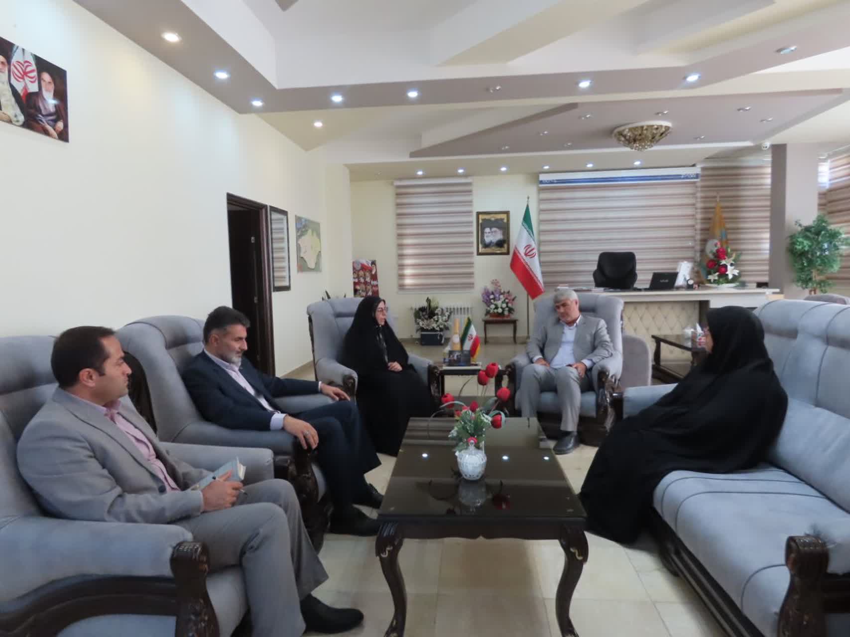 دیدار مدیر کل کانون پرورشی کودکان و نوجوانان استان با فرماندار چایپاره