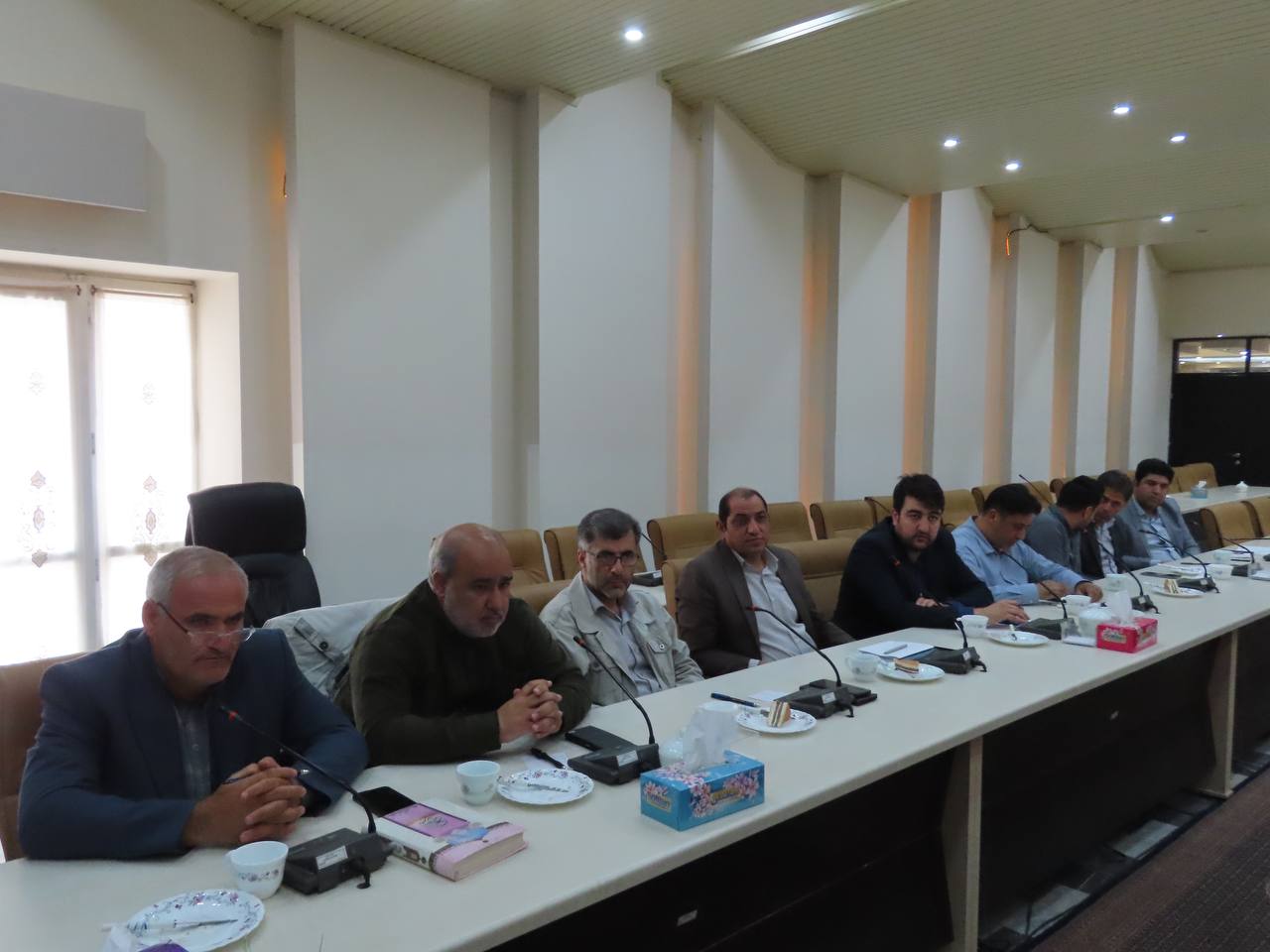 جلسه بررسی مشکلات آب و فاضلاب شهری و روستایی شهرستان چایپاره