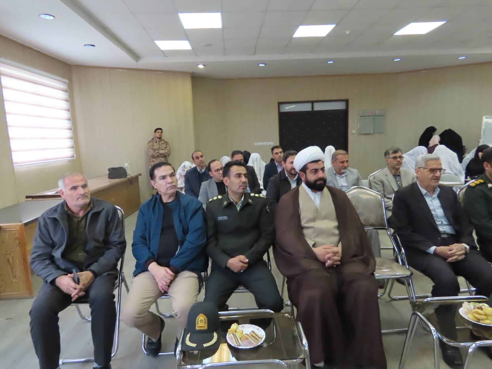 اهداء جهیزیه به نوعروسان توانخواه شهرستان چایپاره