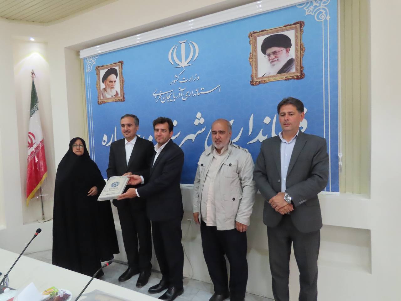 جلسه انجمن کتابخانه های عمومی شهرستان چایپاره