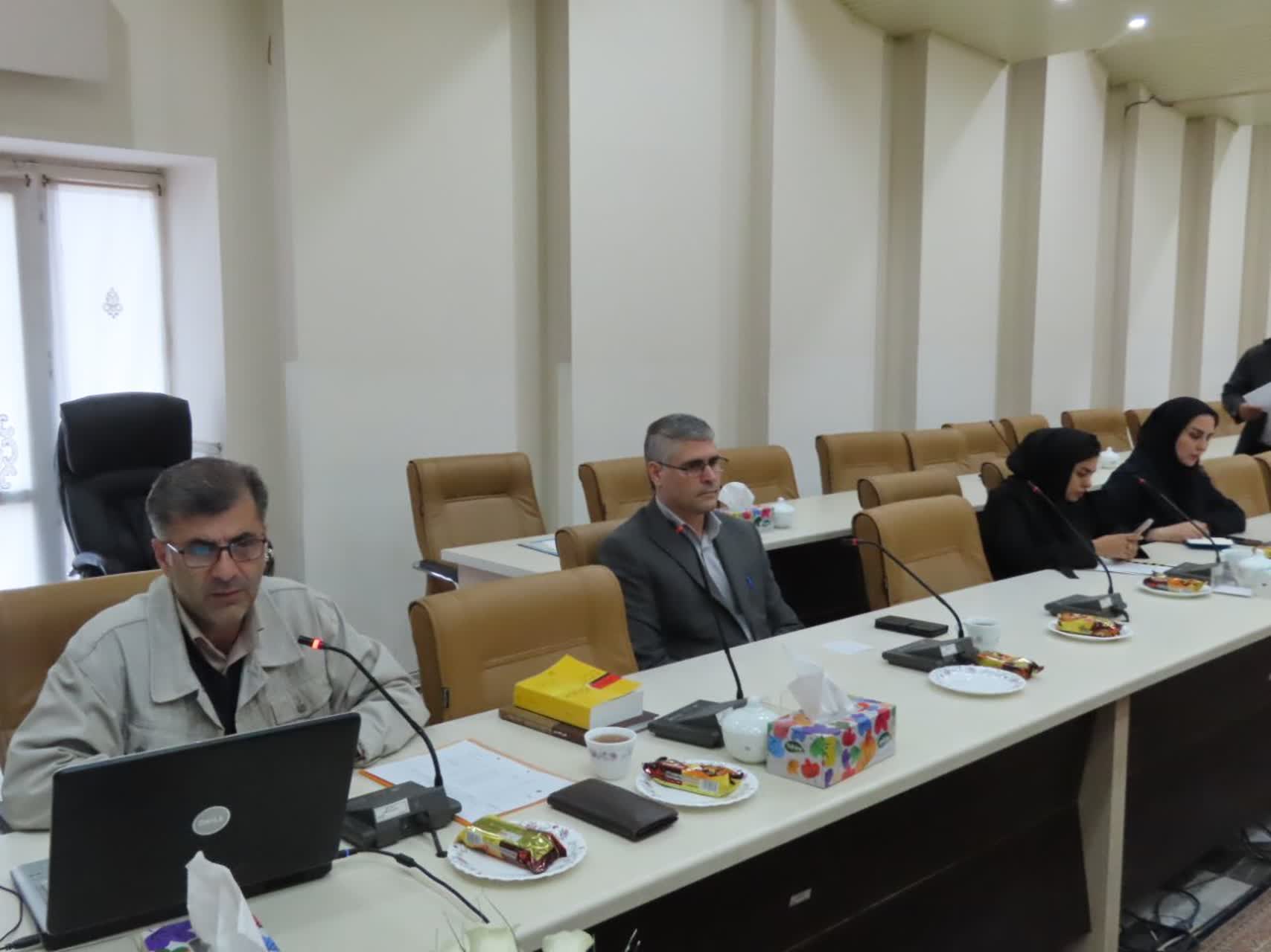 جلسه کمیسیون نظارت بر امور اصناف شهرستان چایپاره