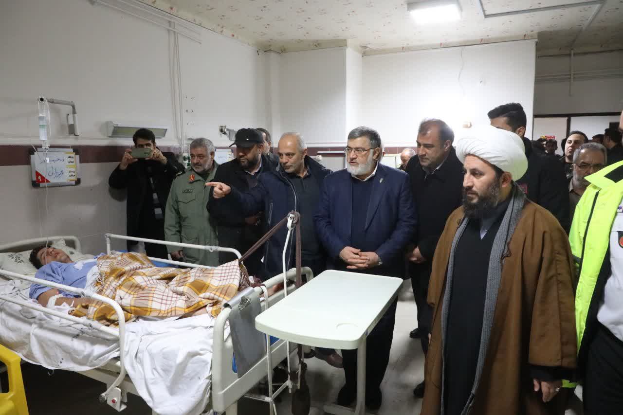 عیادت استاندار آذربایجانغربی از مصدومان زلزله شهرستان خوی