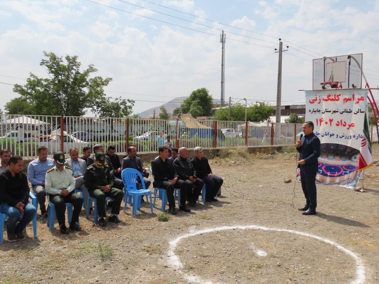 کلنگ زنی احداث سالن ورزش طبقاتی