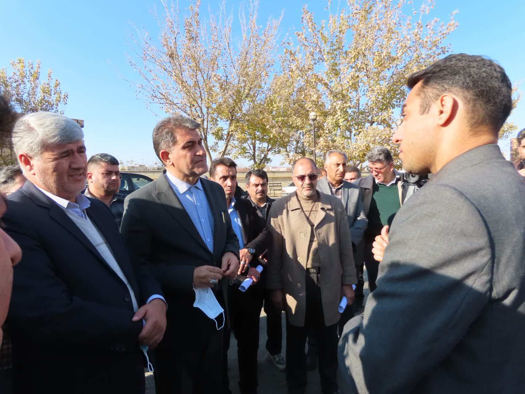 بازدید مدیرکل دفتر توسعه منابع فیزیکی و امور عمرانی وزارت بهداشت ، درمان و آموزش پزشکی از پروژه های نیمه تمام شبکه بهداشت و درمان چایپاره