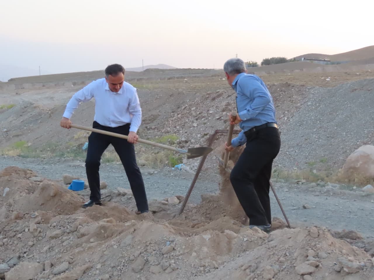 پروژه آبرسانی به 8 واحد مسکن مددجویی